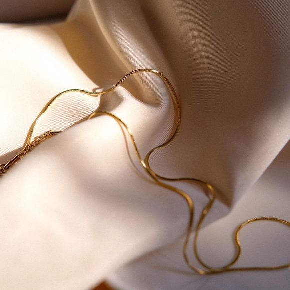 18K Gold Plated Snake 1mm Chain Herringbone Necklace - Picture 2 of 9